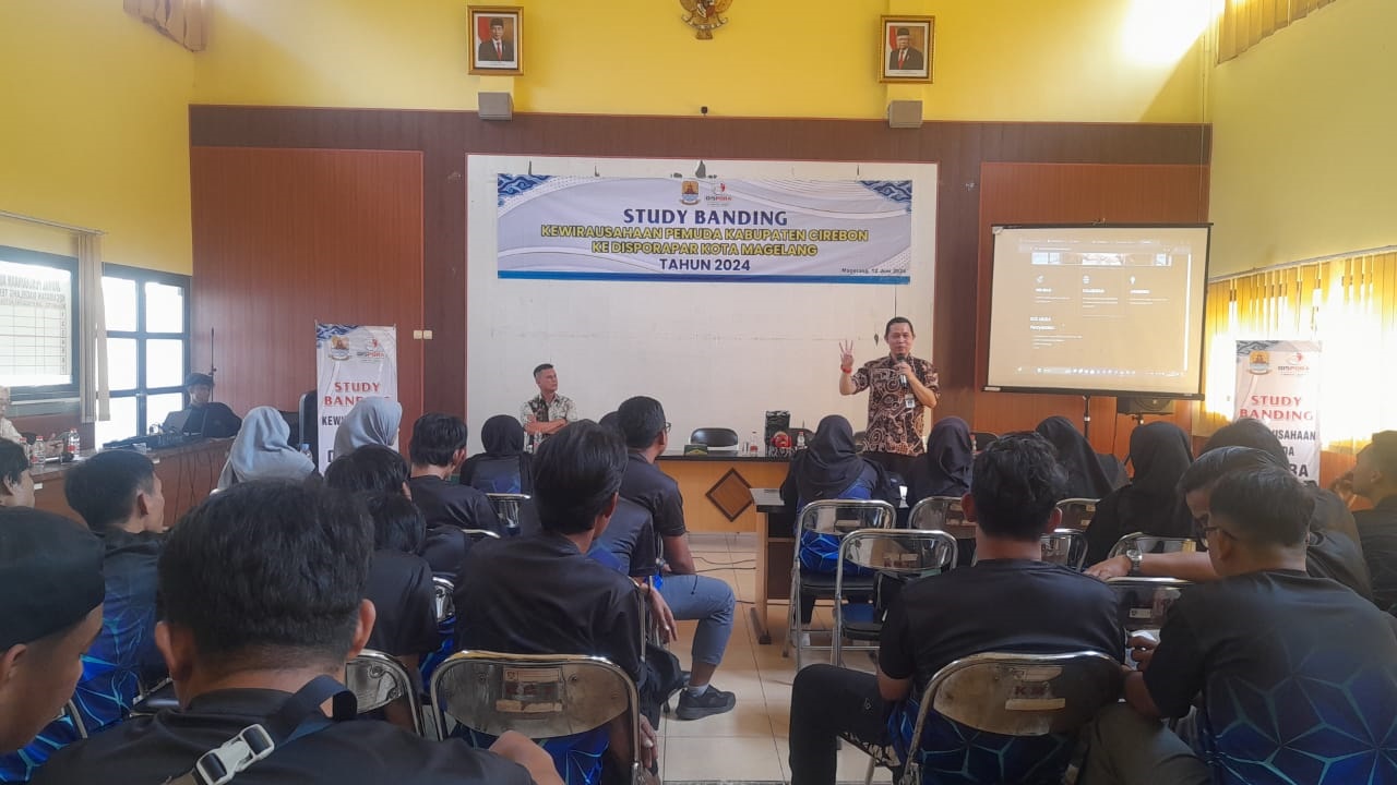 Study Banding Kewirausahaan Pemuda Kabupaten Cirebon ke Disporapar Kota Magelang