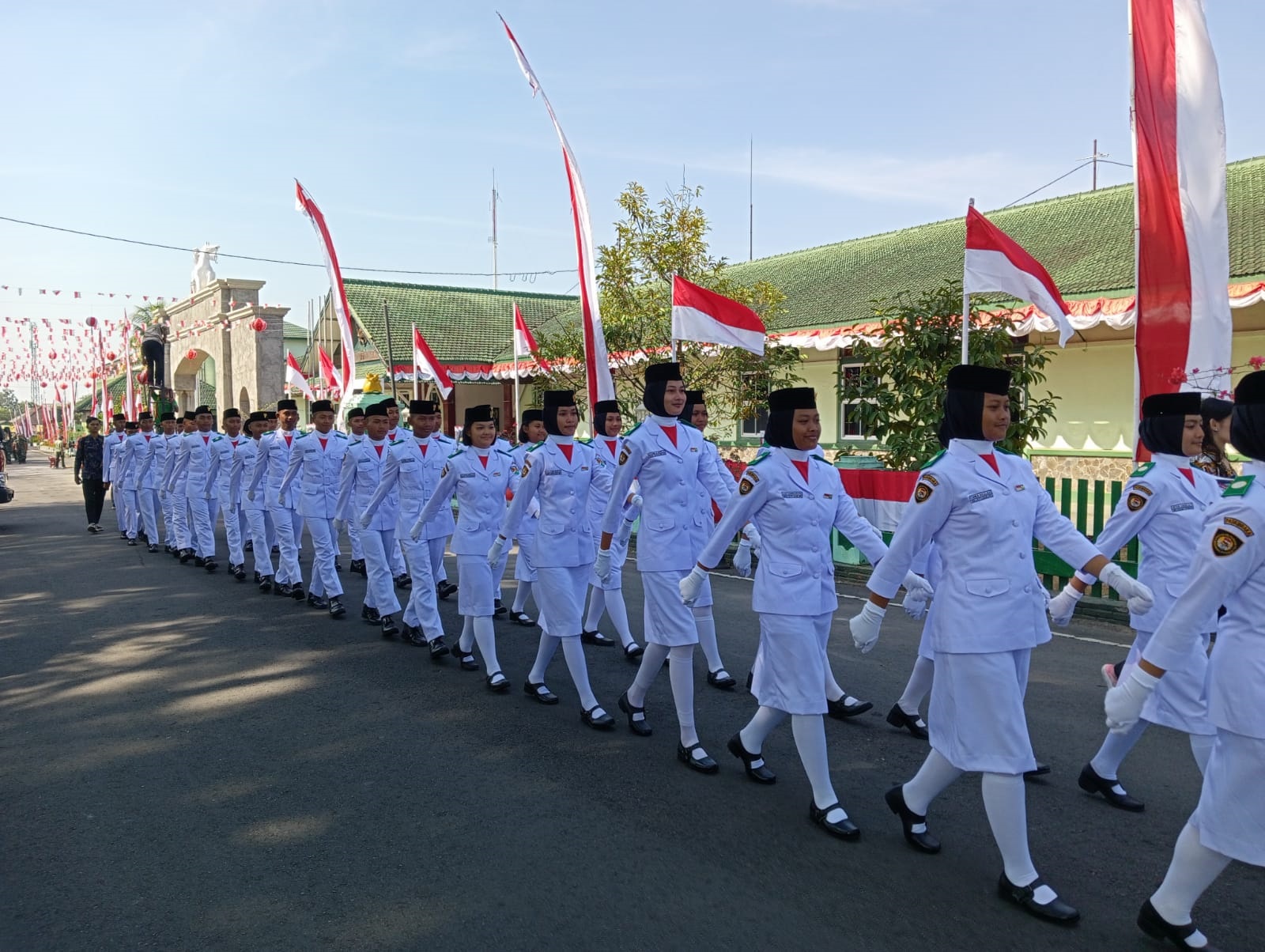 gladi bersih pasukan pengibar bendera hari senin tanggal 14 agustus 2023 bertempat di lapangan rindam kota magelang